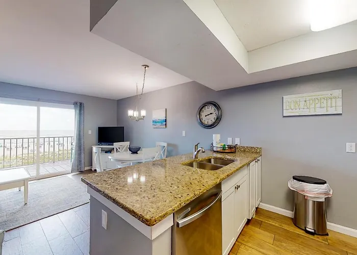 Seacrest #202 Apartment *