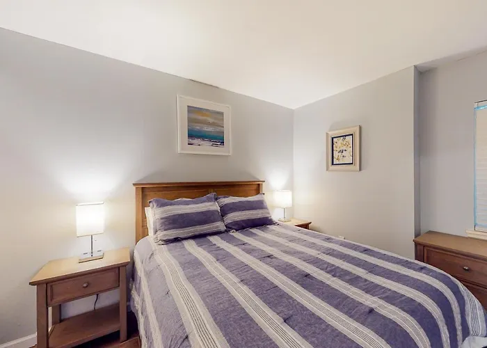 Apartment Seacrest #202 *